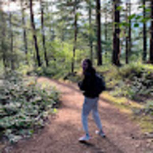 Meet your Posher, Maya